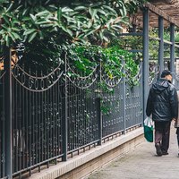 阿小满在发呆