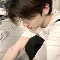 覃洋