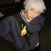 小暮色在发呆